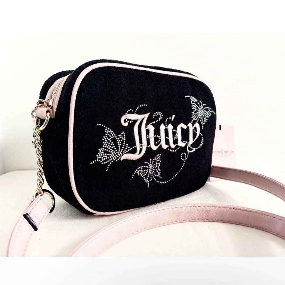 NWT Juicy Couture Wingin’ It Camera Bag - Color: Liquorice Black Crossbody $79